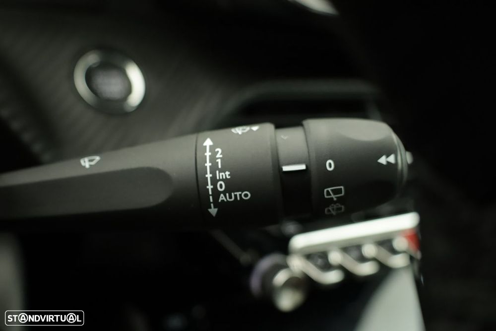 Peugeot e-208 51 kWh Allure - 19