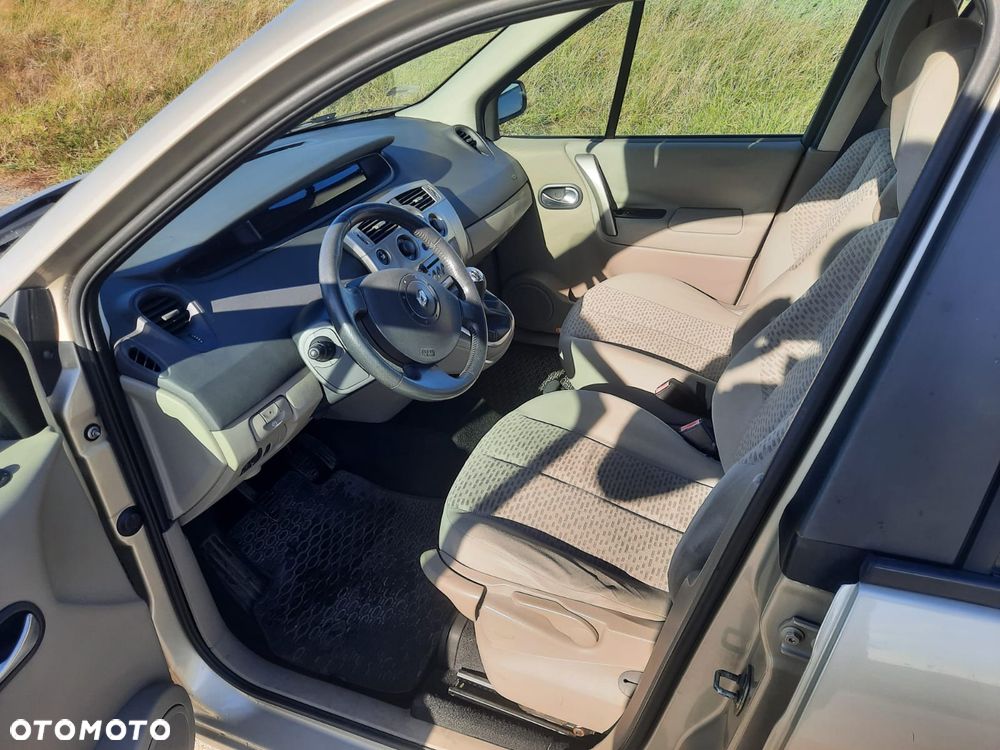 Renault Scenic - 7