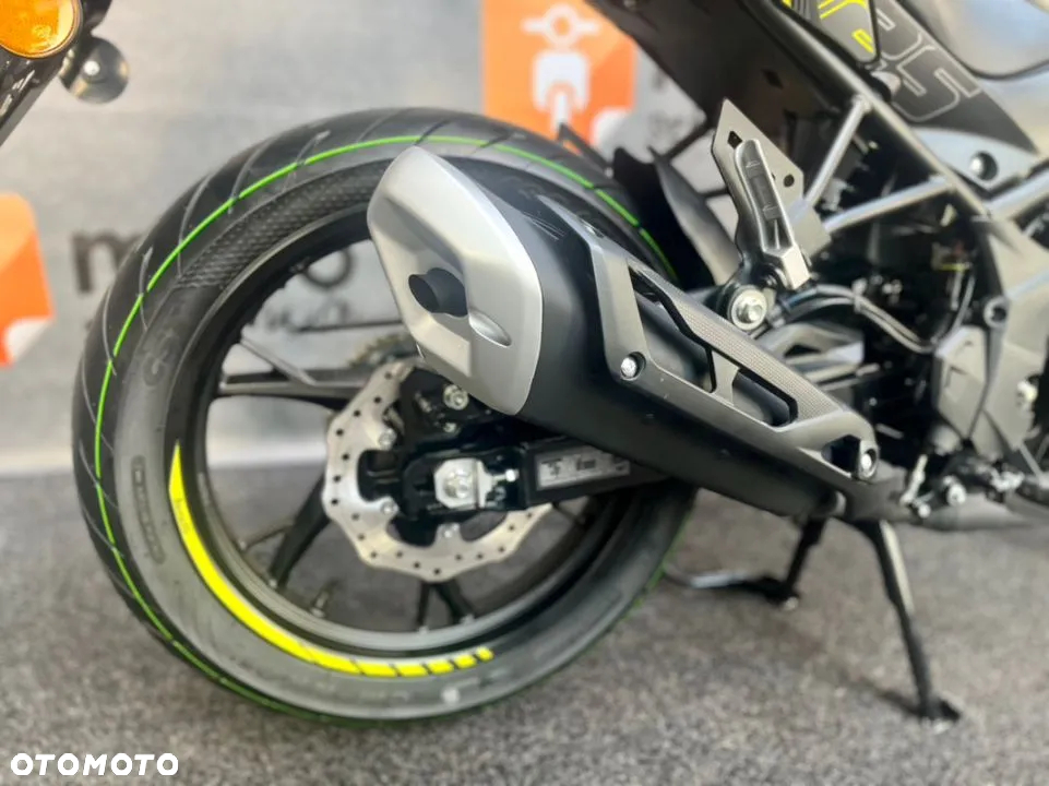 Benelli BN 125 - 24