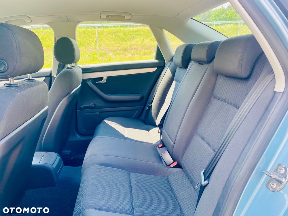 Audi A4 Limousine 2 - 29
