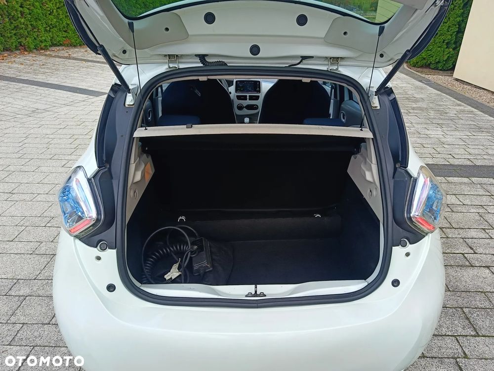 Renault Zoe - 15