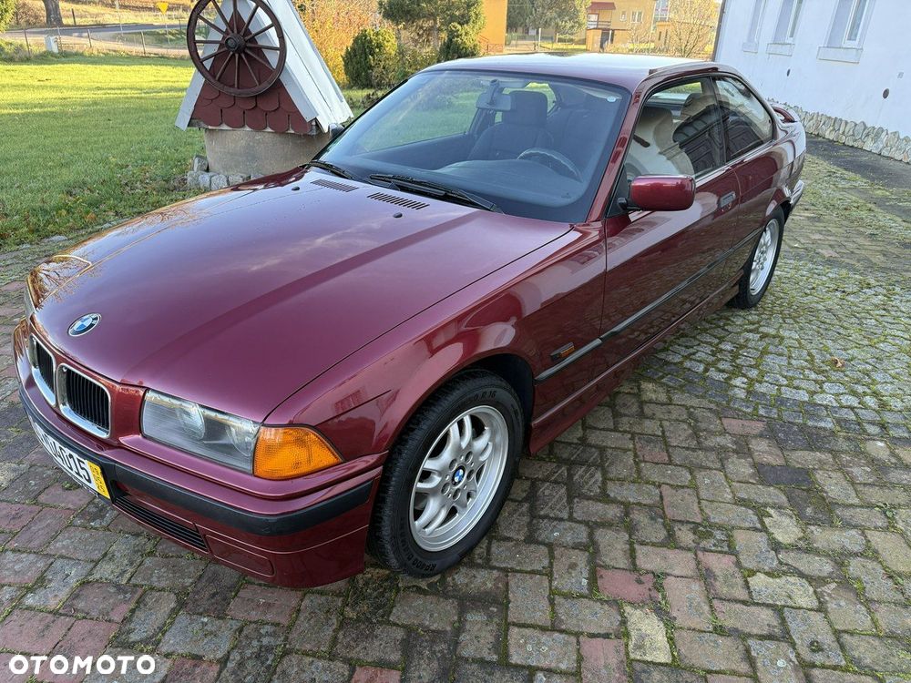 BMW Seria 3 316i - 13