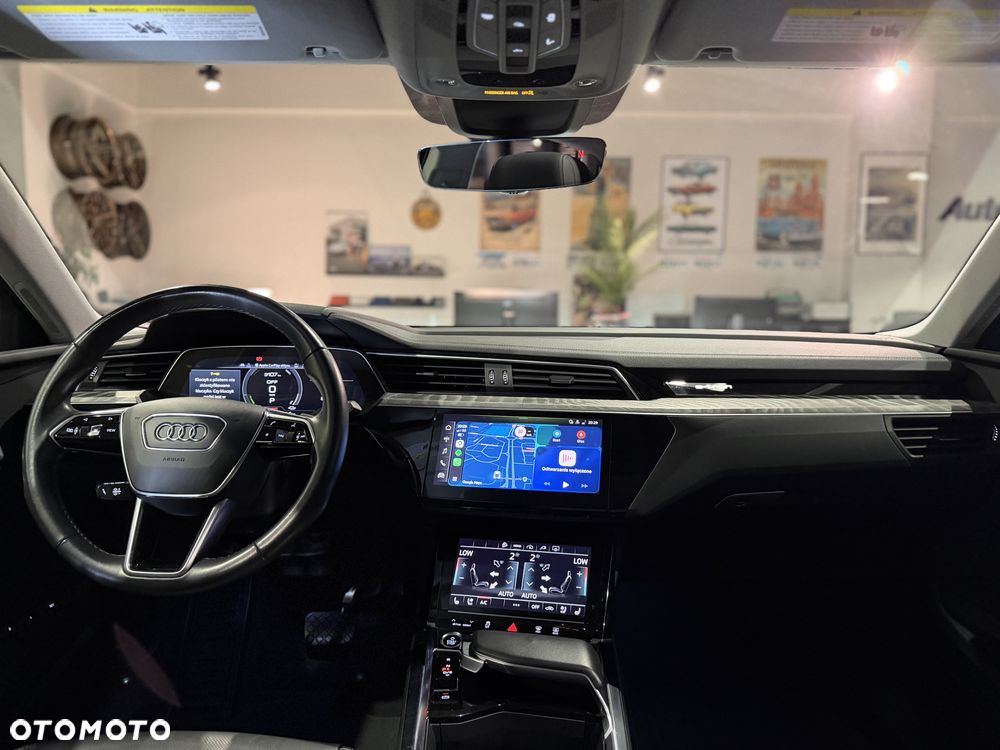 Audi e-tron 55 Quattro S Line - 15