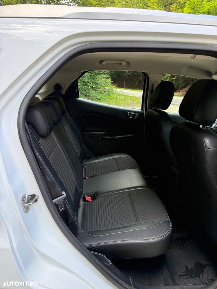 Ford EcoSport - 6