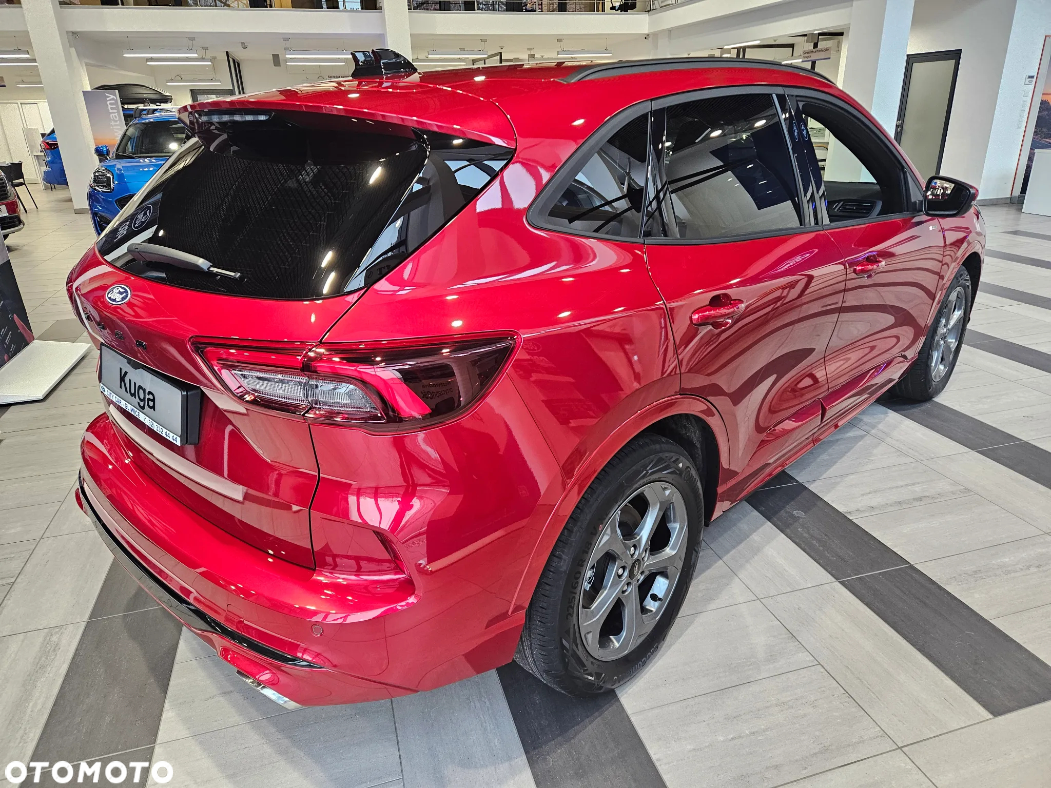Ford Kuga 1.5 EcoBoost FWD ST-Line - 4