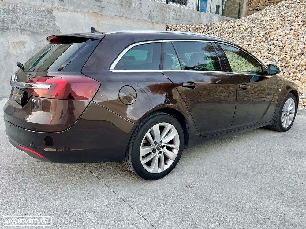 Opel Insignia Sports Tourer 2.0 CDTi Executive S/S - 17