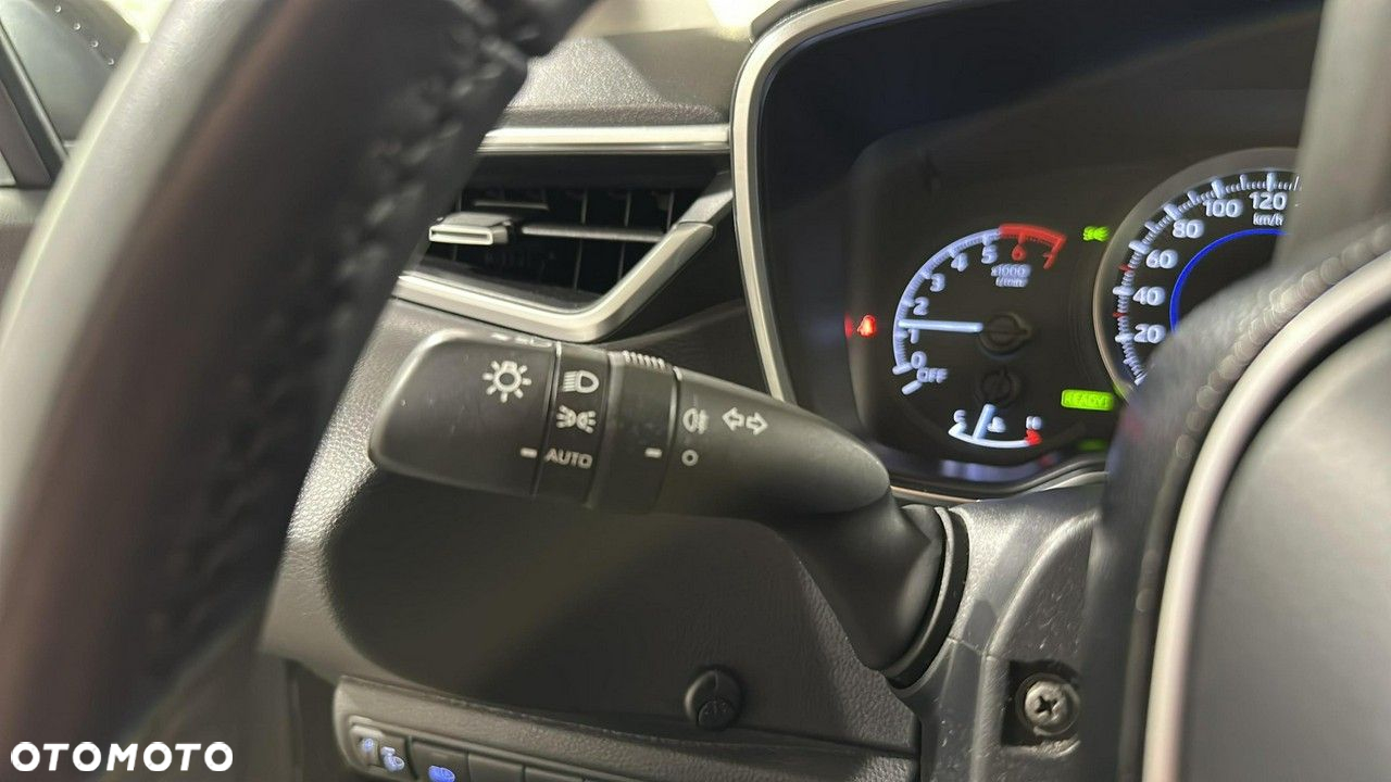 Toyota Corolla - 25