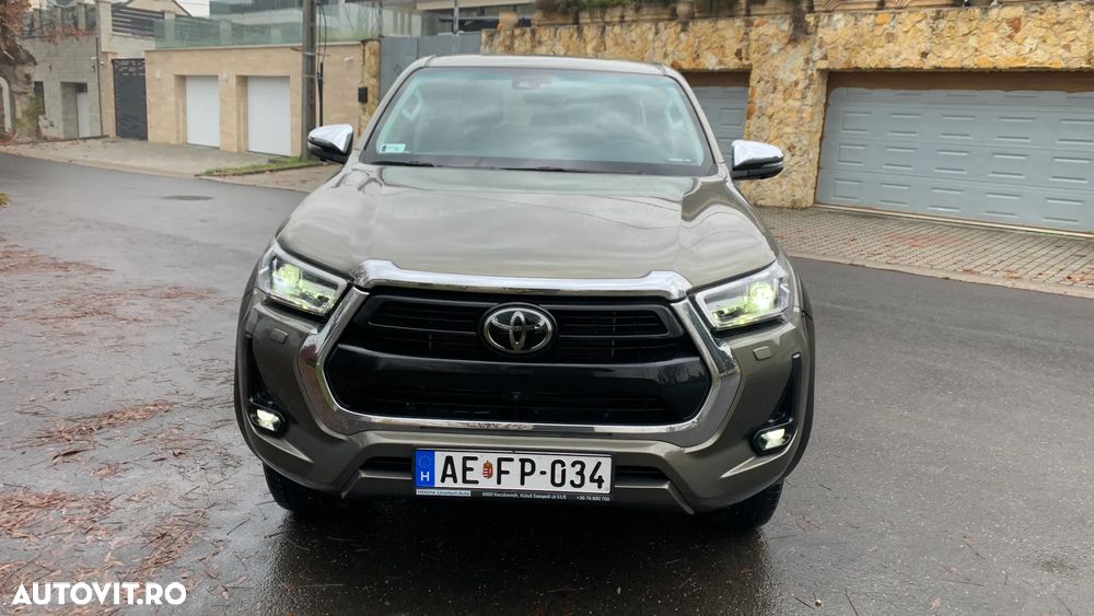 Toyota Hilux 2.8D 204CP 4x4 Double Cab AT Executive Color Edition - 9