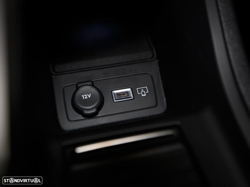 Peugeot 308 SW 1.6 Hybrid Active e-EAT8 - 23