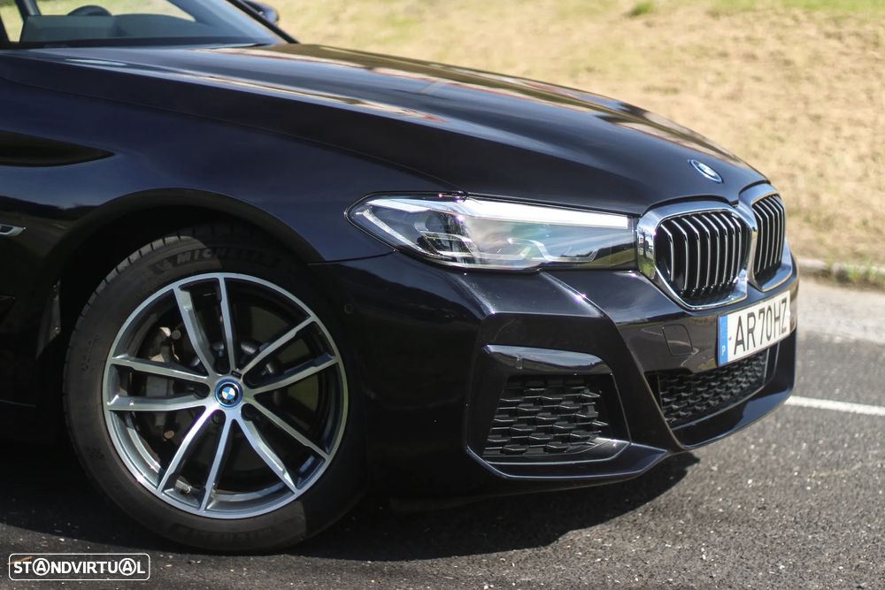 BMW 530 e Pack M - 13
