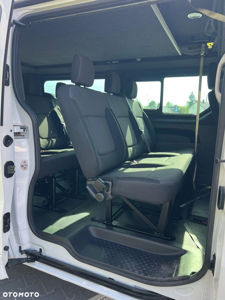 Renault Trafic - 12