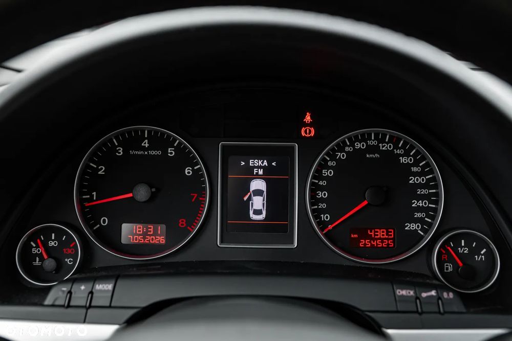 Audi A4 Avant - 32