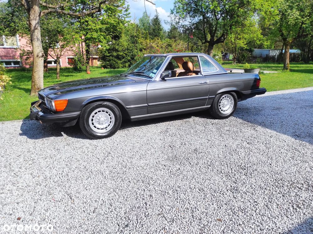 Mercedes-Benz SL - 1