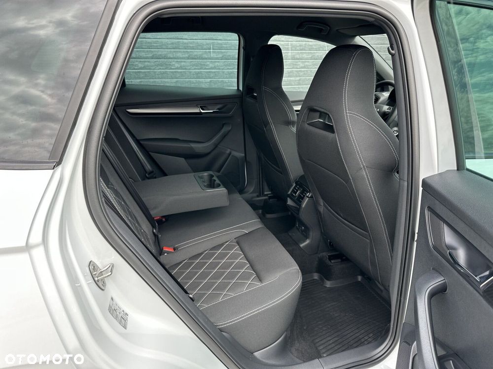 Skoda Karoq 1.5 TSI ACT Sportline DSG - 30
