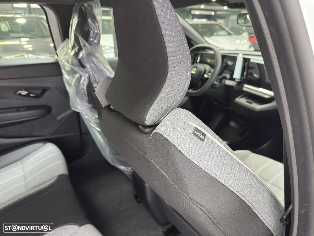 Renault Mégane E-Tech - 16