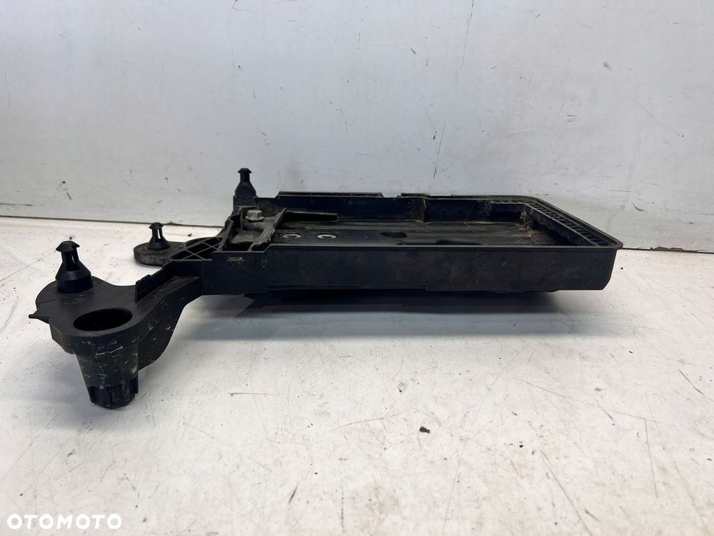 PODSTAWA AKUMULATORA AUDI VW SEAT SKODA 5Q0915321G - 8