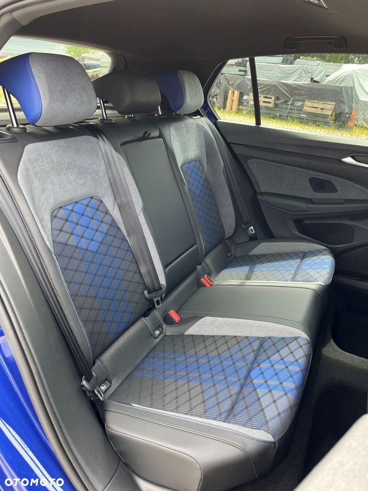 Volkswagen Golf - 7