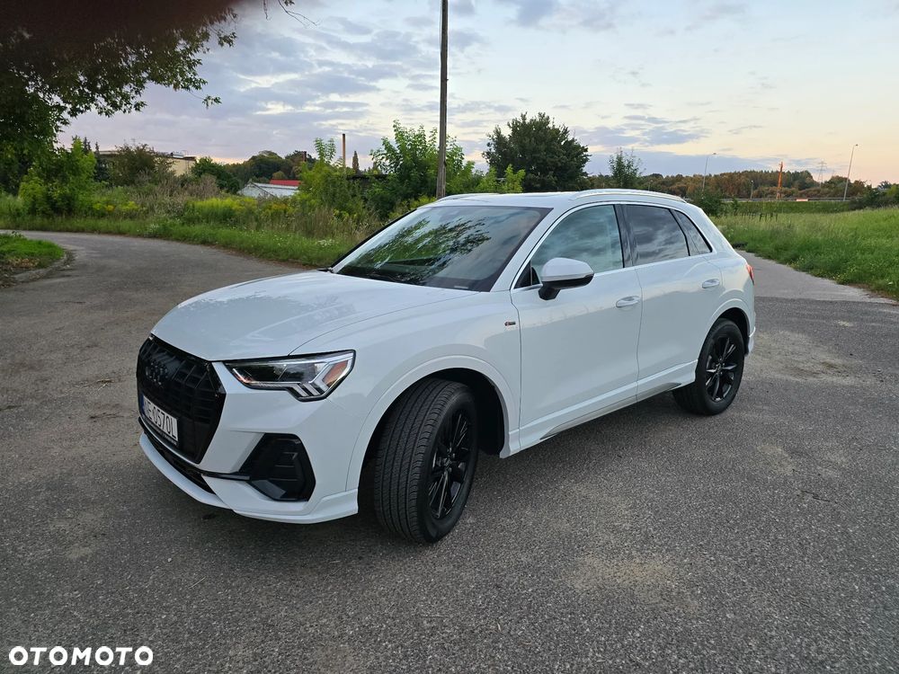 Audi Q3 - 1