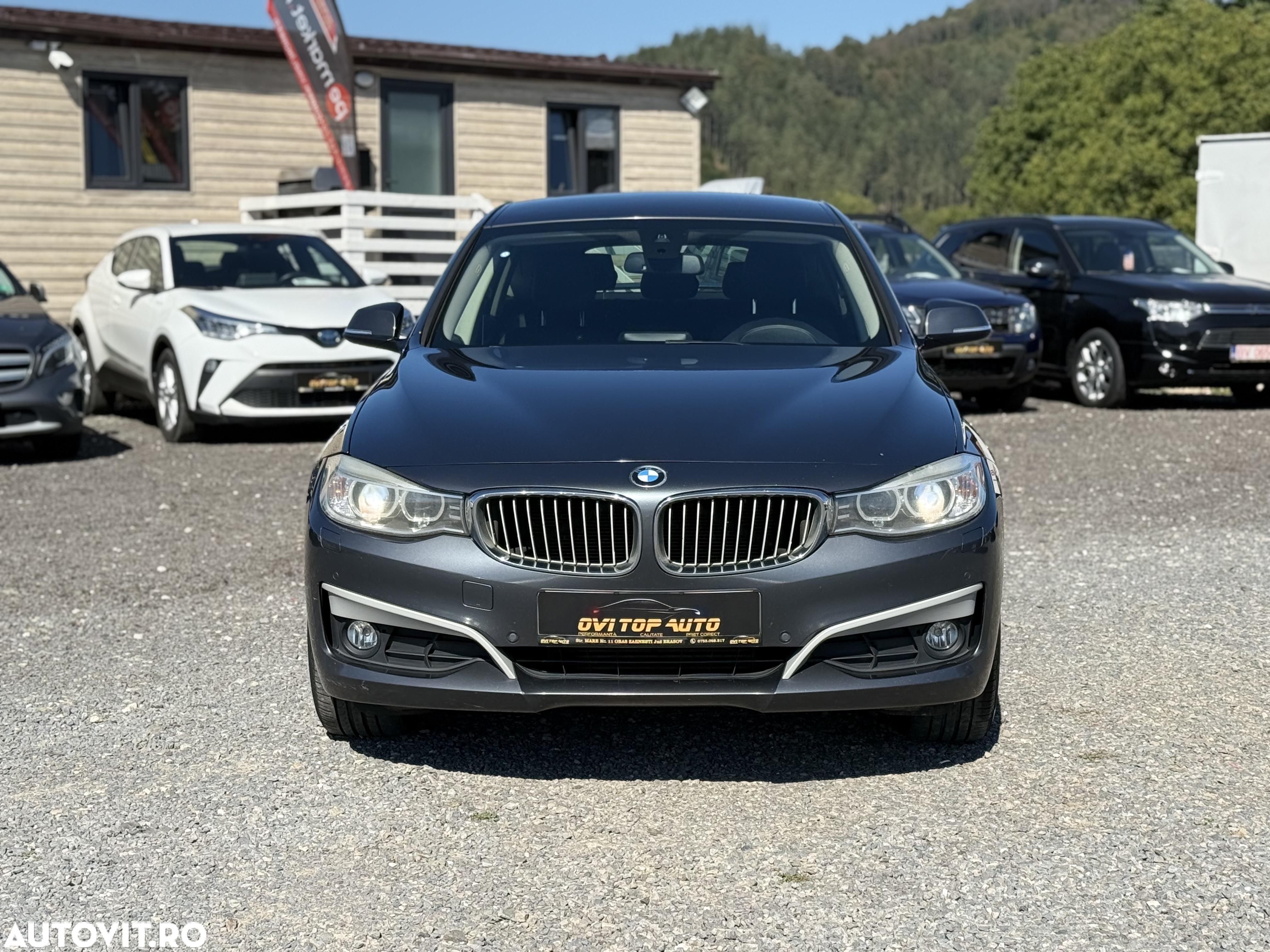 BMW Seria 3 318d GT - 2