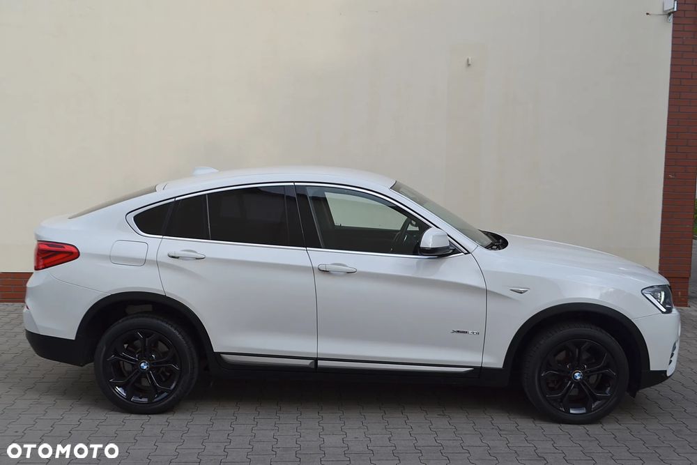 BMW X4 xDrive20i xLine - 16