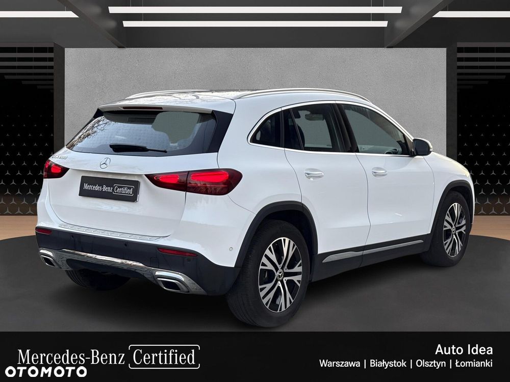 Mercedes-Benz GLA - 5