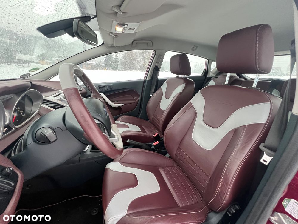 Ford Fiesta - 9