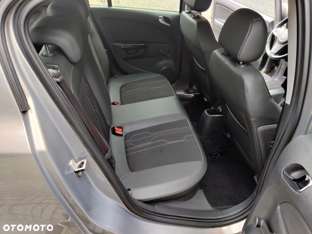 Opel Corsa 1.4 16V 150 Jahre - 25