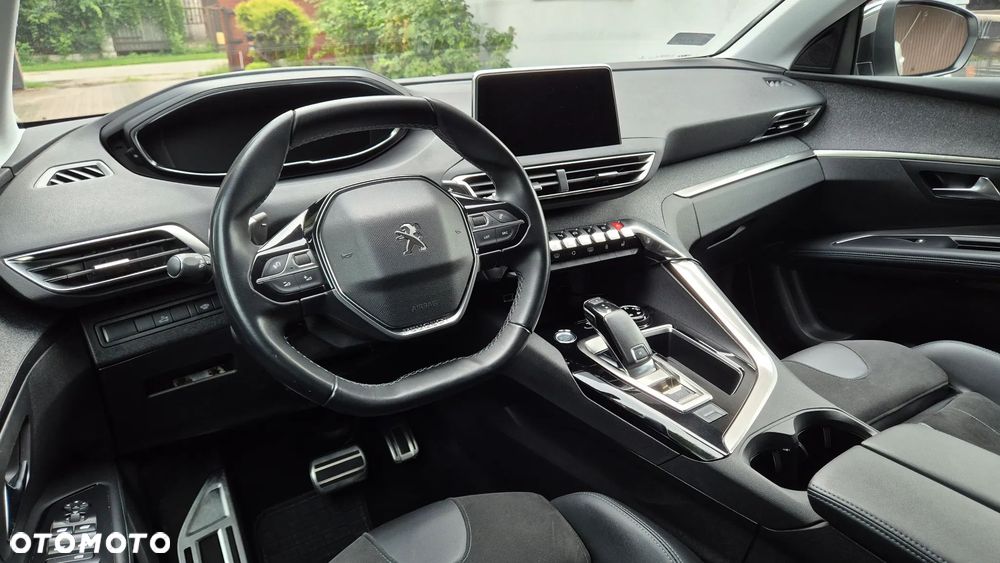 Peugeot 5008 2.0 BlueHDI Crossway S&S EAT8 - 17