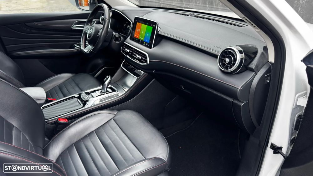 MG EHS 1.5 T-GDI Plug-in Hybrid Luxury - 40