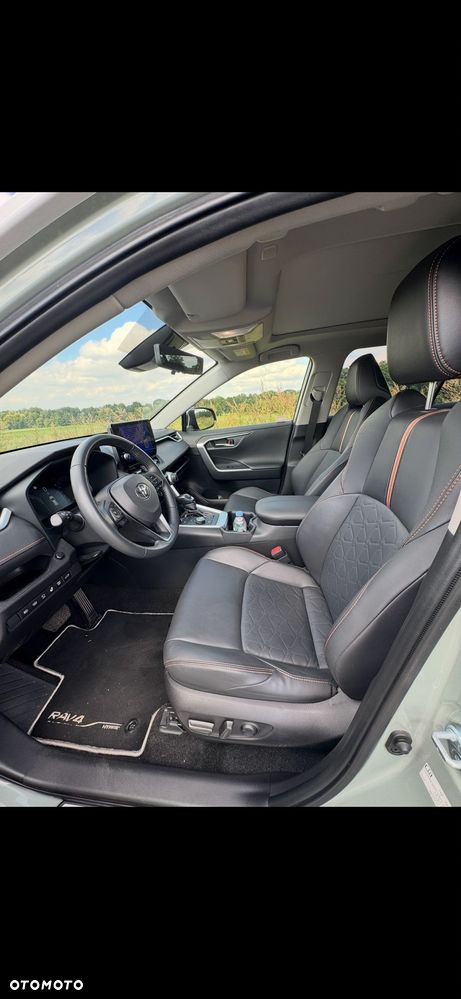 Toyota RAV4 - 4