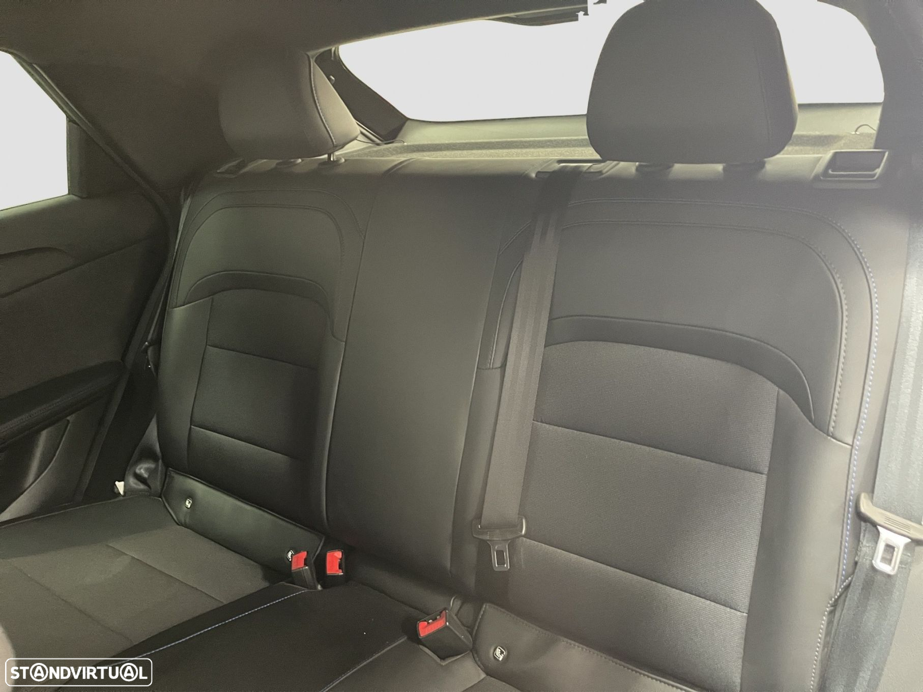 MG MG4 64 kWh Luxury - 10