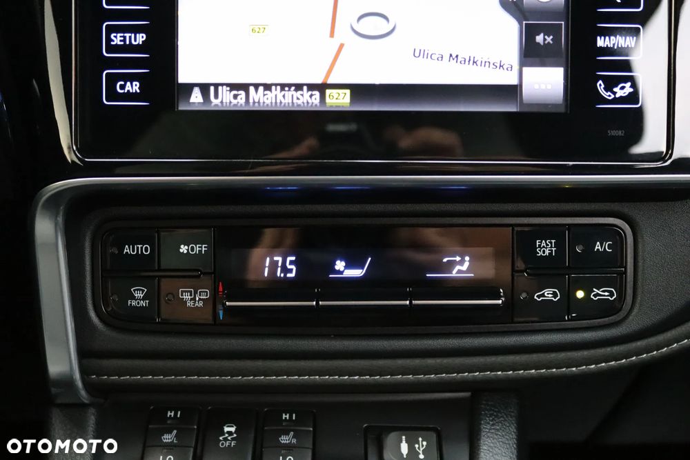 Toyota Auris - 22