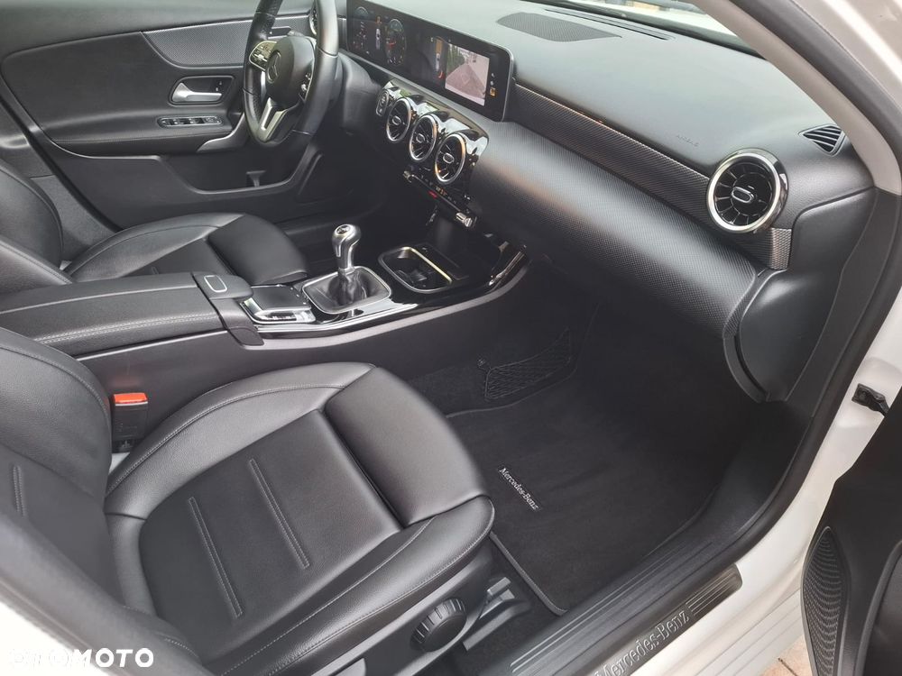 Mercedes-Benz Klasa A 200 Edition 2020 - 28
