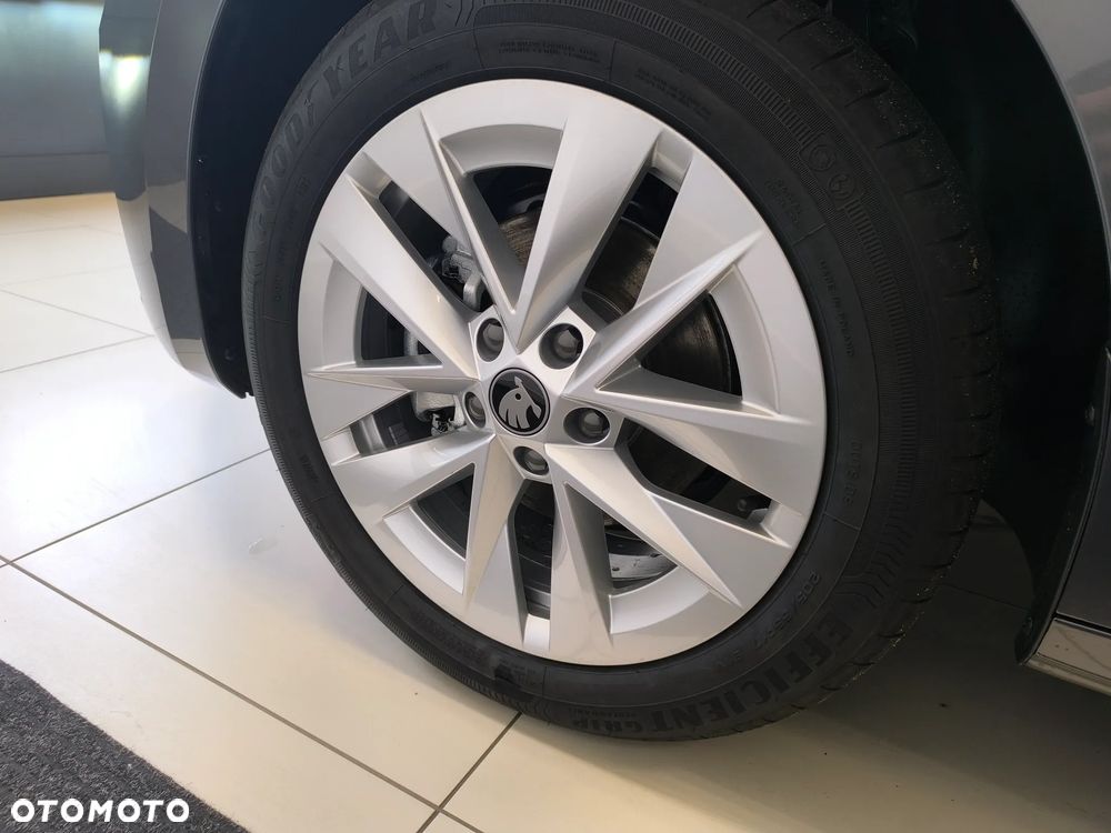 Skoda Octavia 2.0 TDI Drive Selection DSG - 10