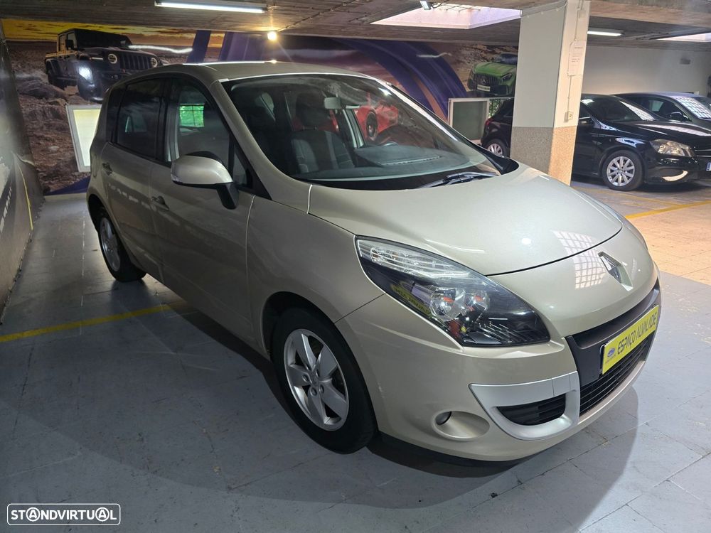 Renault Scénic 1.5 dCi Luxe - 3