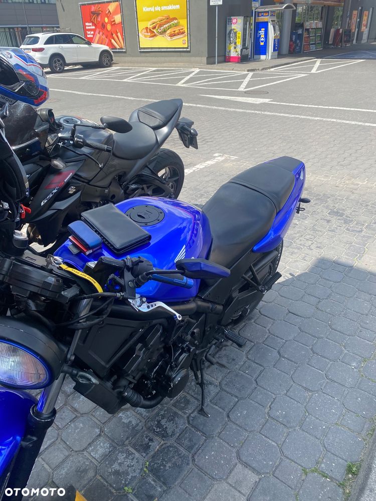 Honda CB - 4