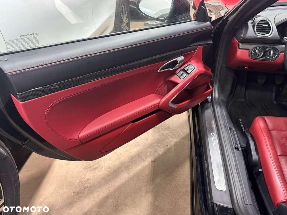Porsche Cayman - 15