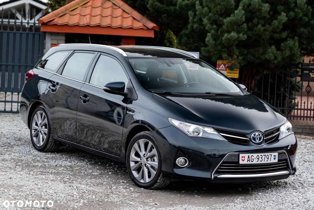 Toyota Auris - 2