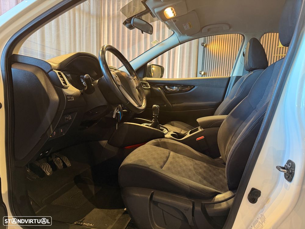 Nissan Qashqai 1.6 dCi N-Connecta RS+PS 4x4i - 18