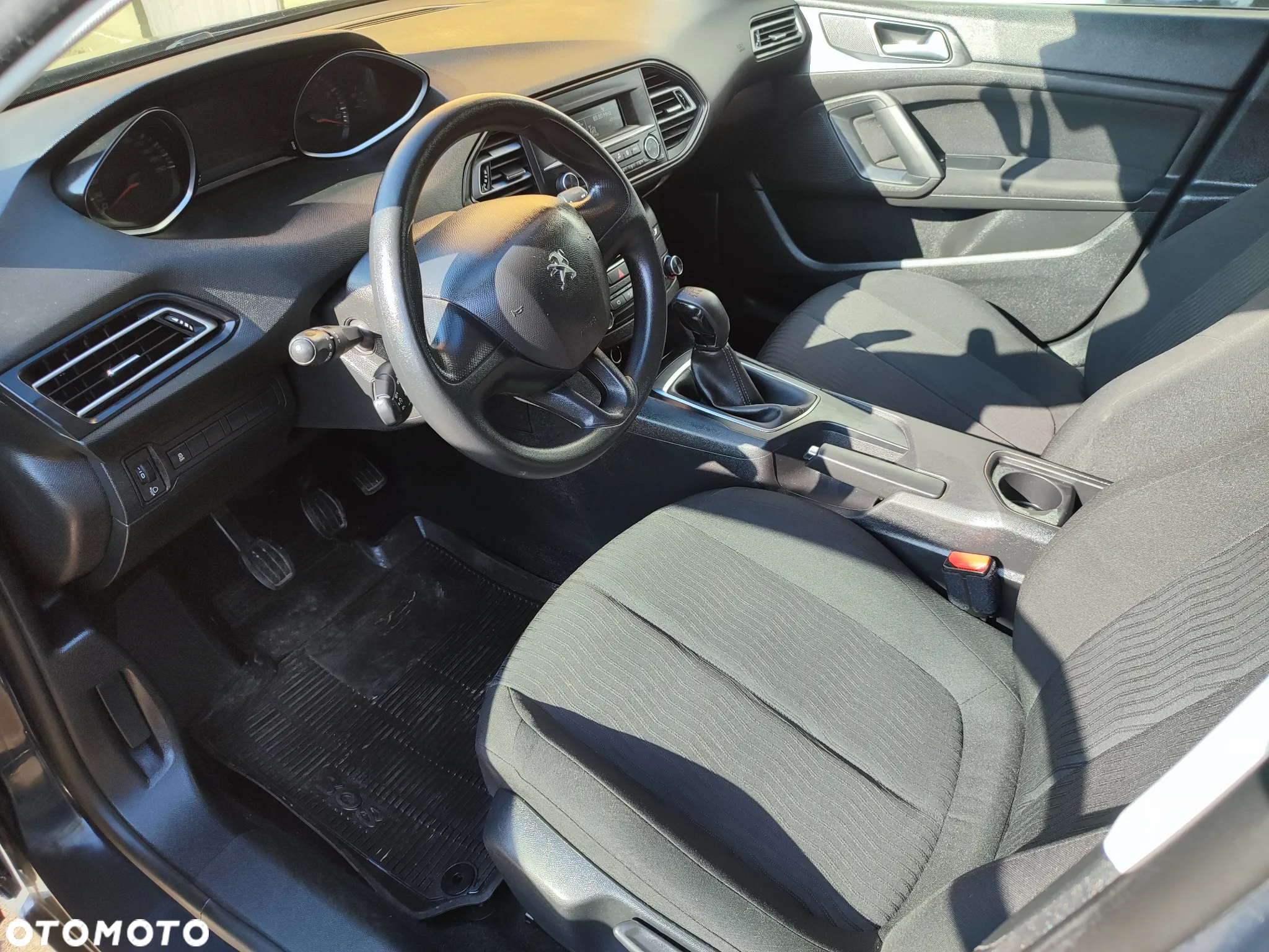 Peugeot 308 1.2 PureTech Access EU6 - 8