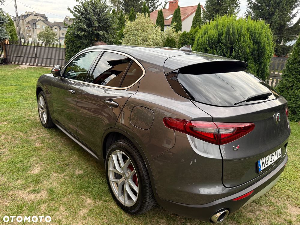 Alfa Romeo Stelvio 2017 photo 4