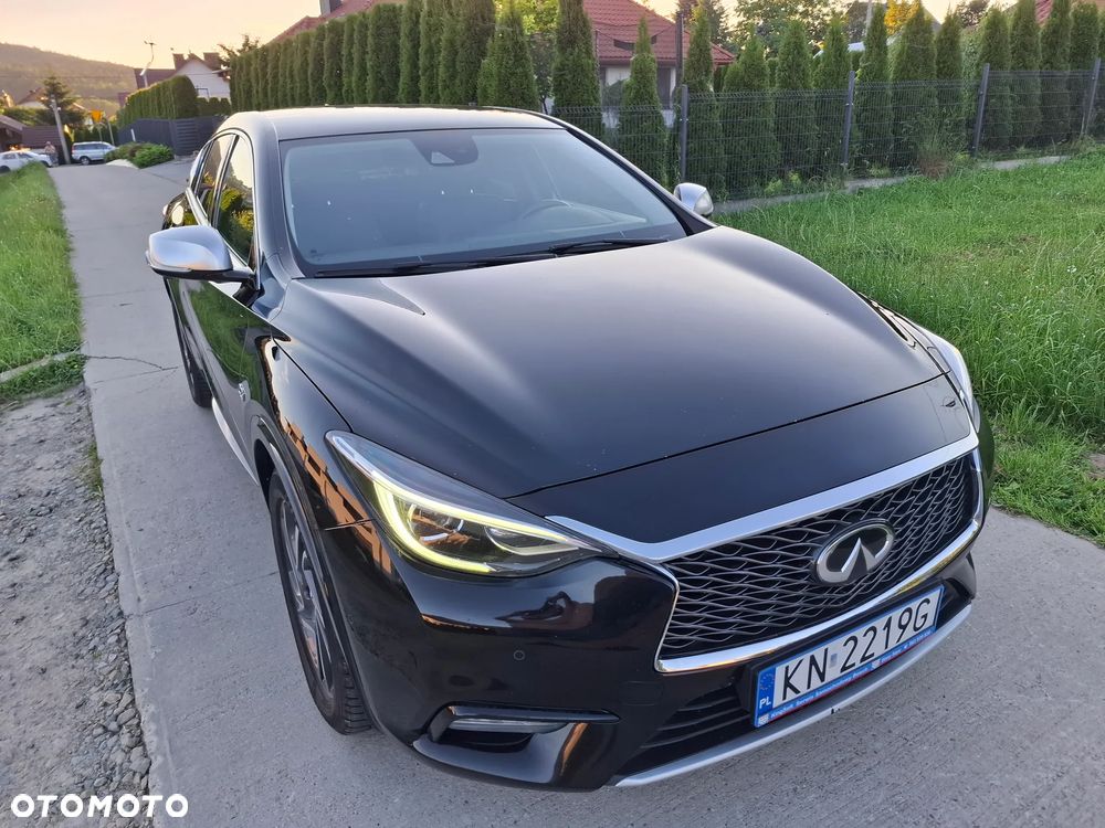 Infiniti Q30 2.2d Premium AWD 7DCT - 1