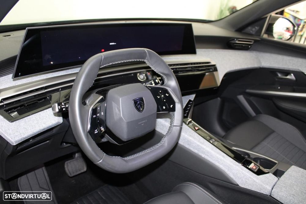 Peugeot E-5008 73 kWh Allure - 12