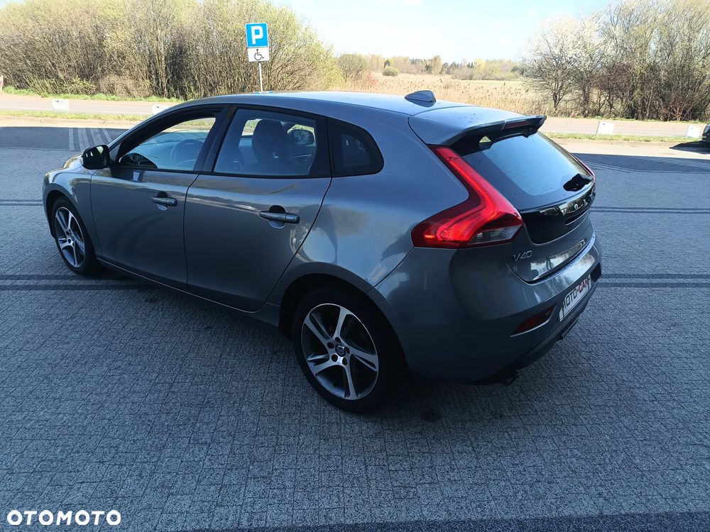 Volvo V40 D3 - 4