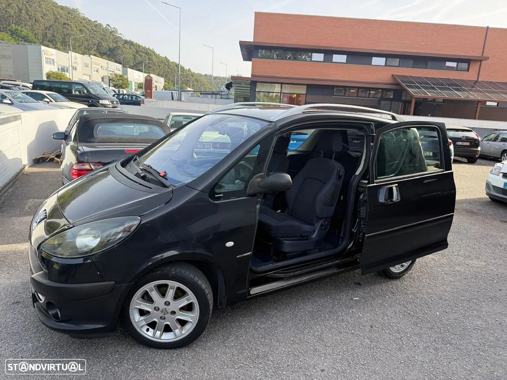 Peugeot 1007 - 1