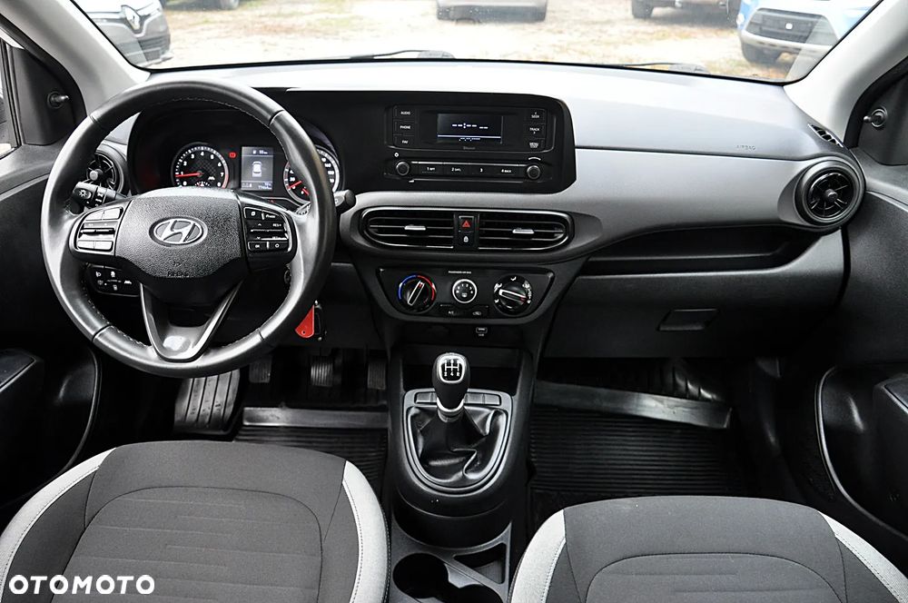 Hyundai i10 - 16
