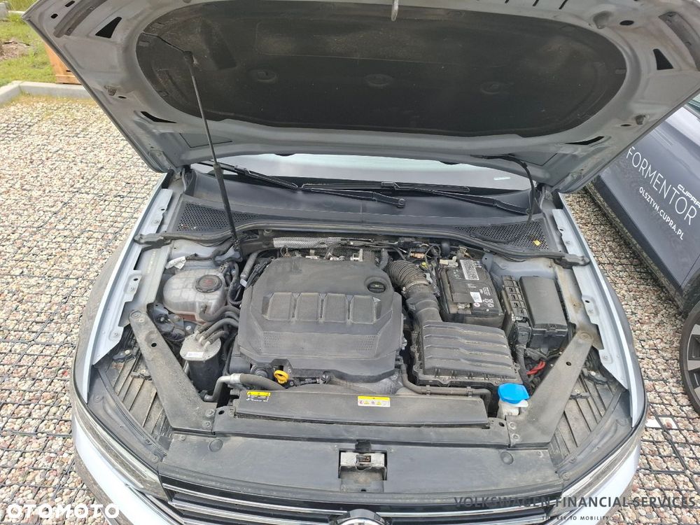 Volkswagen Passat 2.0 TDI EVO Business DSG - 17