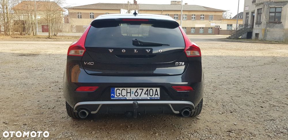 Volvo V40 D3 Geartronic RDesign - 6