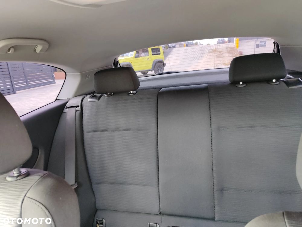 BMW Seria 1 118d DPF Edition Lifestyle - 17