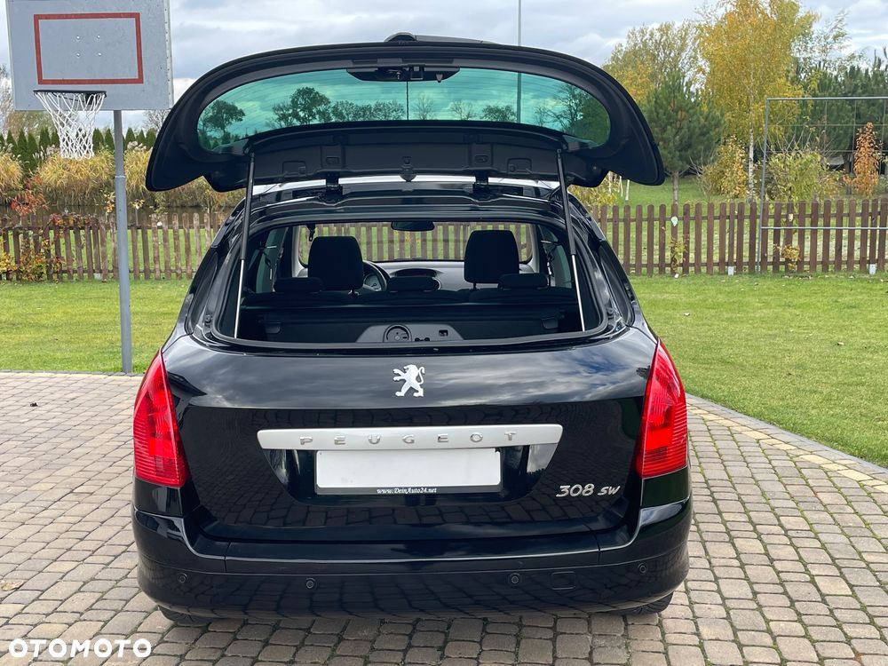 Peugeot 308 - 13